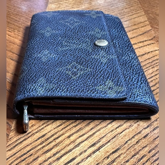 Louis Vuitton monogram Sarah wallet - Picture 3 of 7
